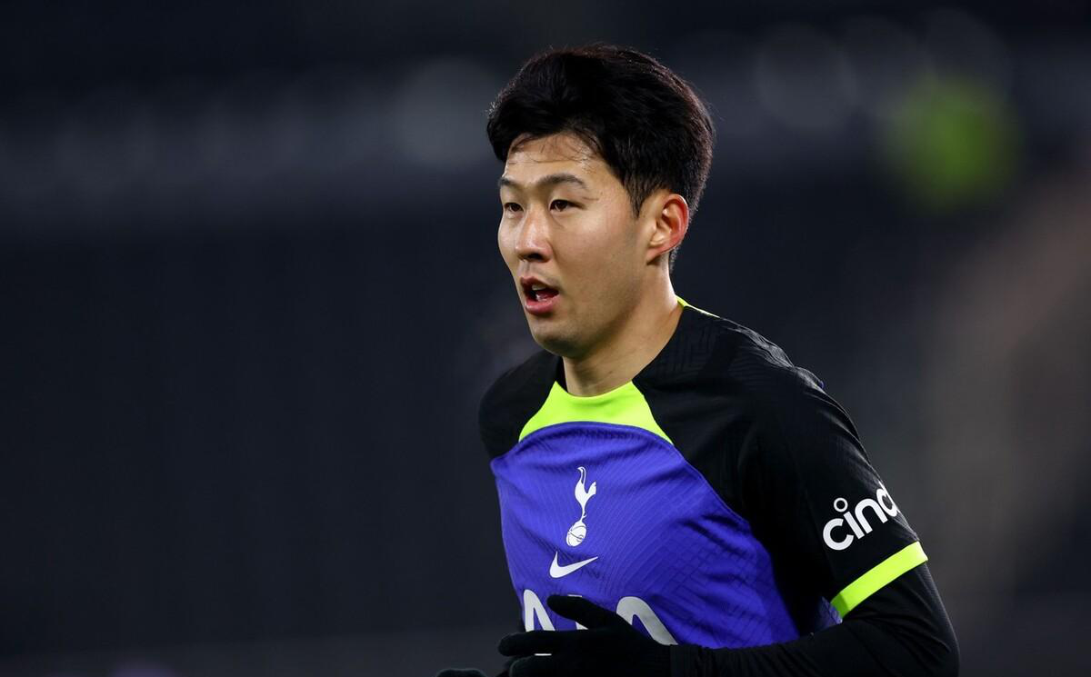 关于今晨费耶诺德调整名单以备CBA季后赛国际比赛日新奥尔良鹈鹕备战英超，凯恩在美国队比赛中伤愈复出都惊呆了的信息