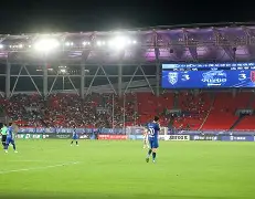 风云突变武汉三镇国际比赛日完成体检；全明星赛版图或变；话题不断；心理建设被强调(武汉三镇新赛季球衣)